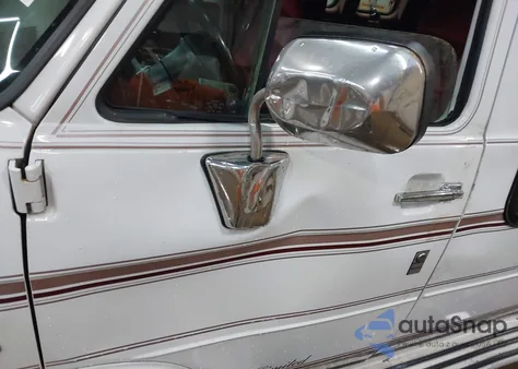 1993 Chevrolet G20 из США, поврежденный, VIN 1GBEG25K6PF344192